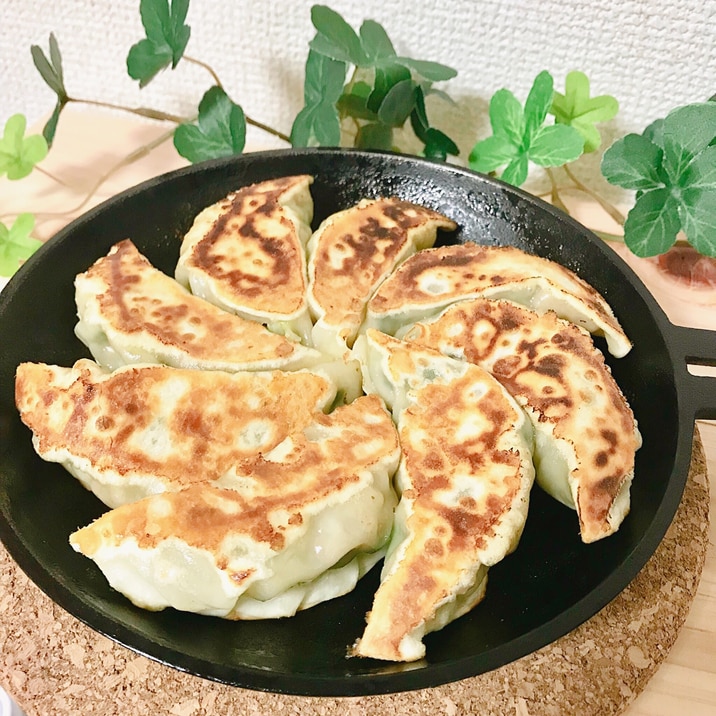 肉汁溢れる♪ジューシー餃子＊